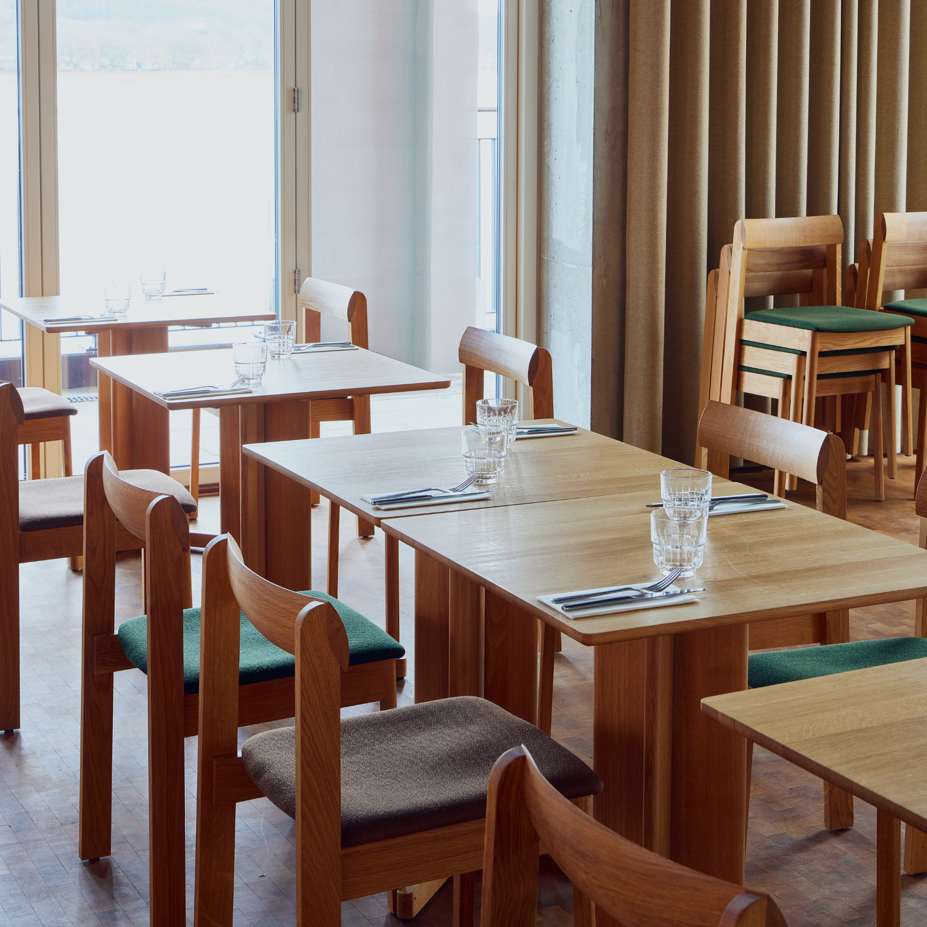 Trefoil Square Table